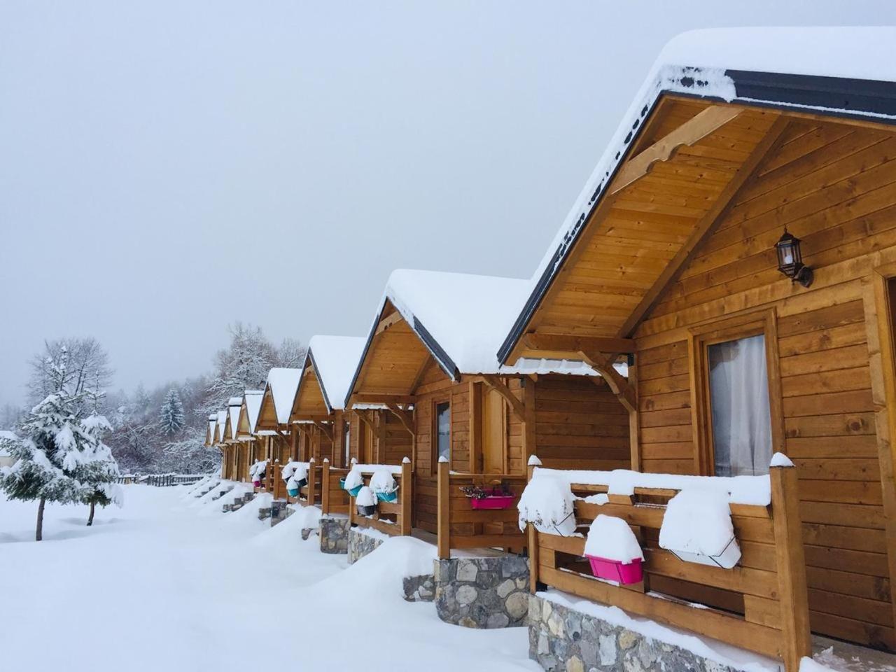 Villas Jezerca Valbone Exterior photo
